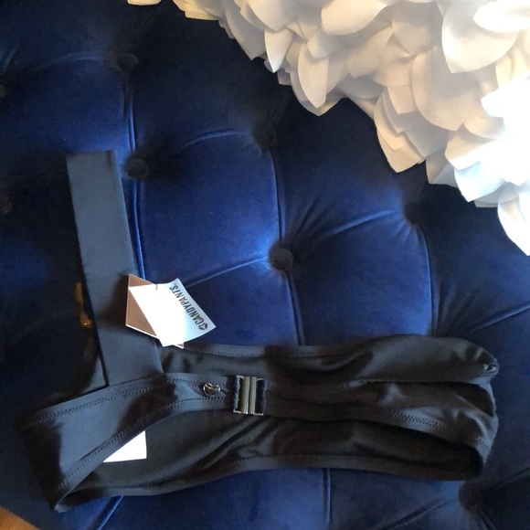 CANDYPANTS one shoulder ring bikini top black size 6 - Picture 8 of 8